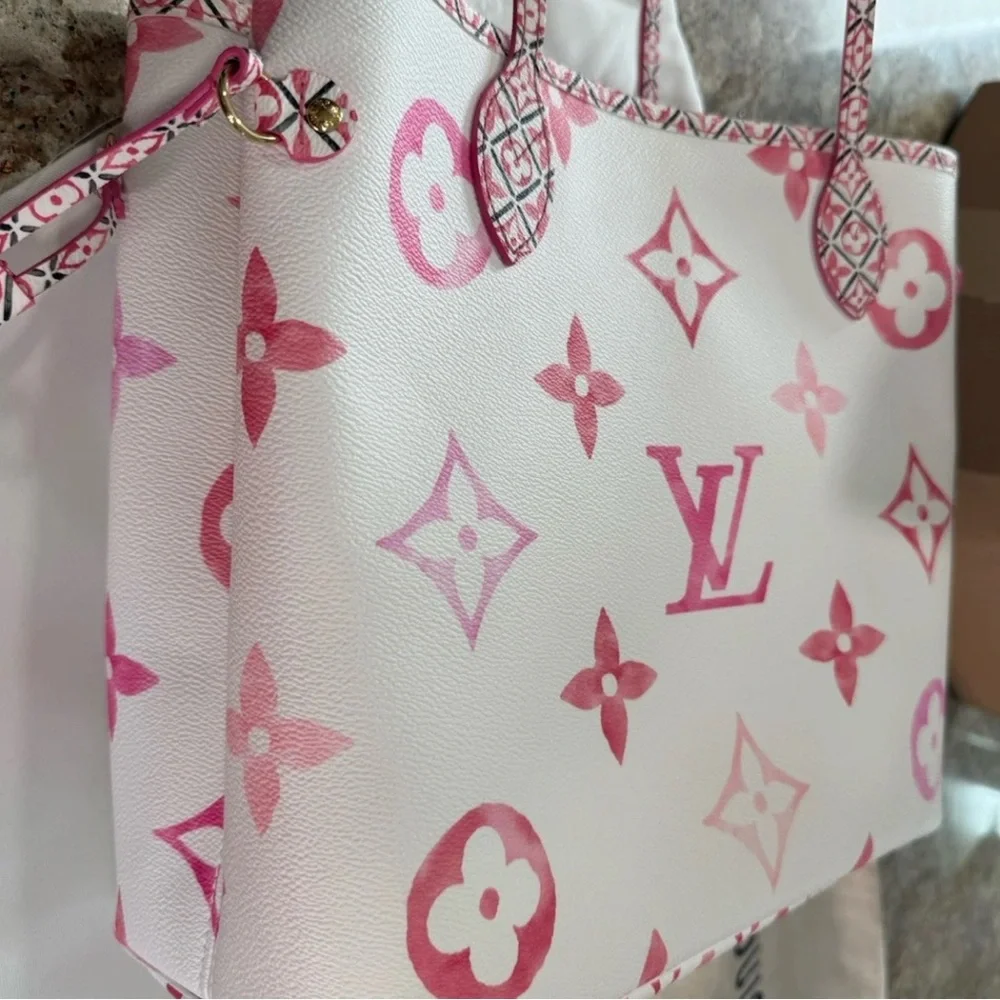 Louis Vuitton Pink and White Monogram by the pool neverfull - Picture 2 of 14
